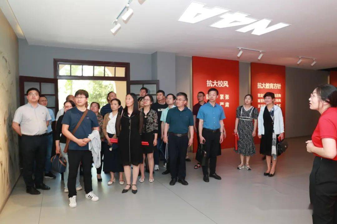 2025年澳门天天开好大全红波，澳门红波预测，揭秘未来博彩趋势至2025年
