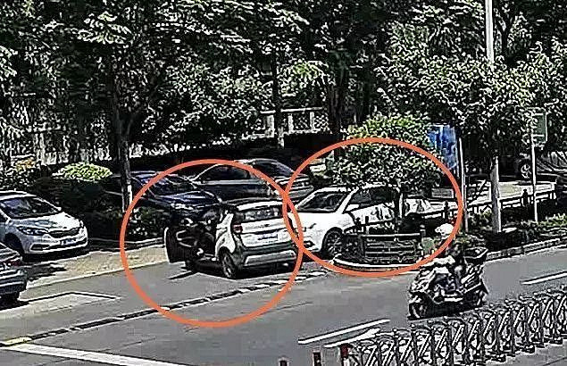 女司机连撞8车视频