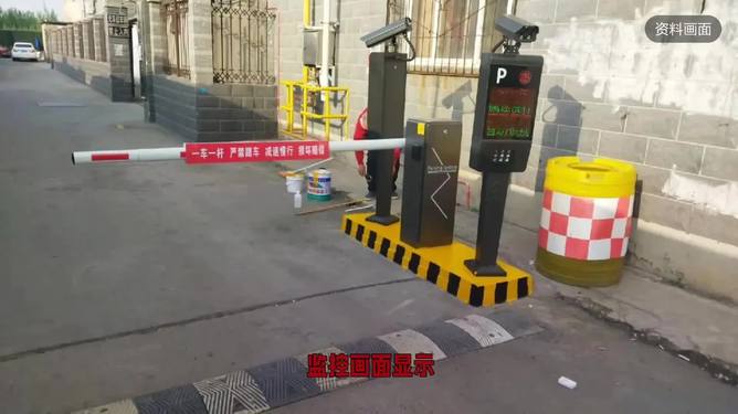 孩子书包刮到门禁杆被索赔1600元