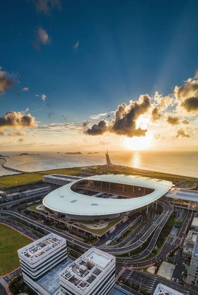 2025澳门正版免费精准大全，一网打尽各类资讯，澳门资讯大全，2025正版免费精准资讯一网打尽
