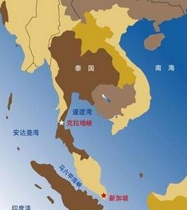 美巡洋舰进入巴拿马运河