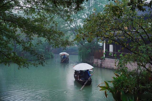 恰逢古人笔下的烟雨江南